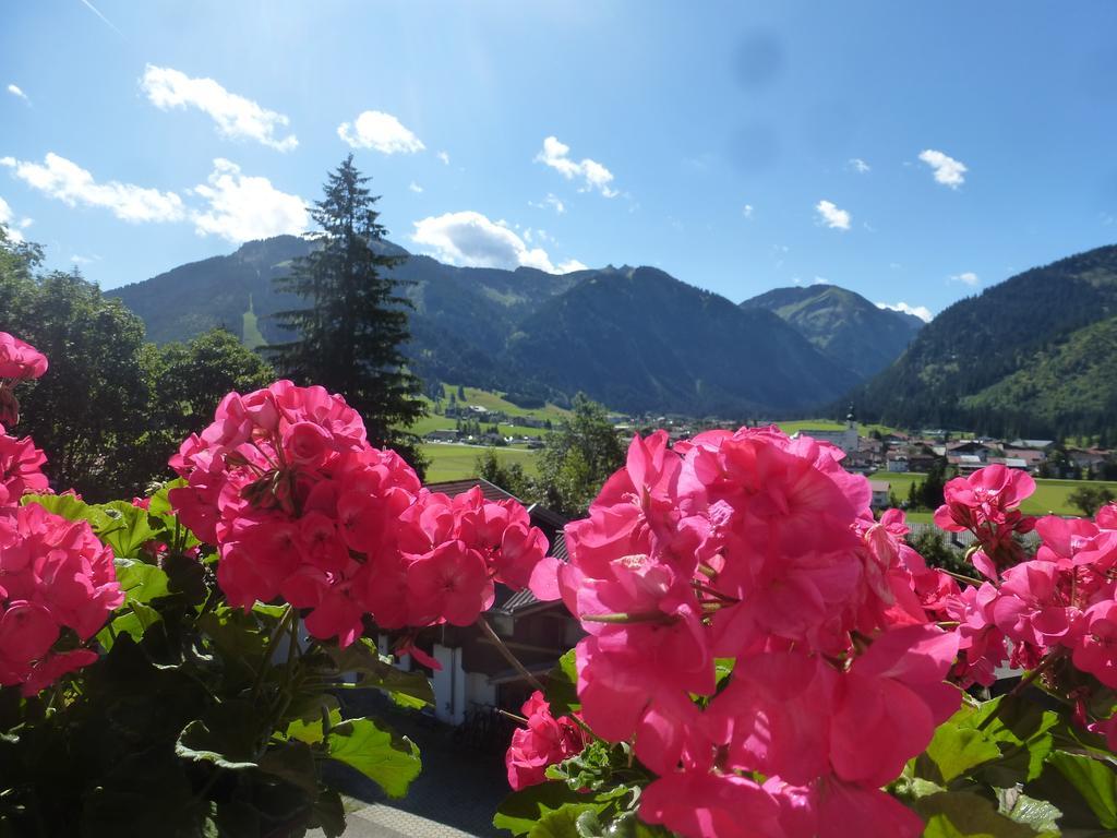 Austria Ferienwohnungen Tannheim Zimmer foto